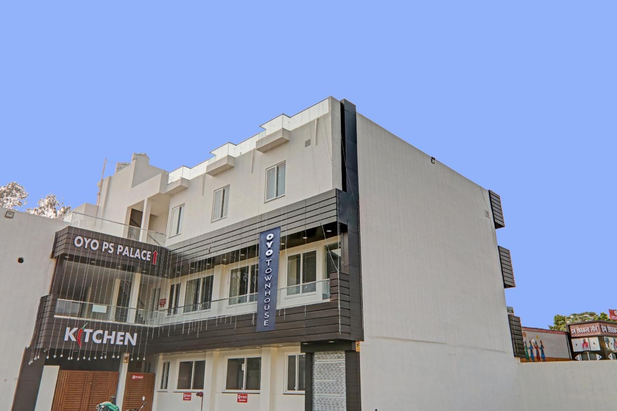 Townhouse P.S.Palace Near Amausi Metro Station Lucknow Extérieur photo